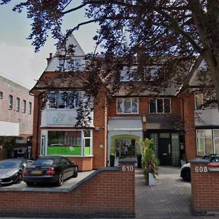 Peaceful Studio-Flat With Driveway In Golders Green Apartman London Kültér fotó